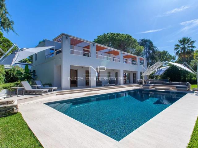 Exceptionnelle villa moderne de 450 m² au coeur de Saint Jean Ca