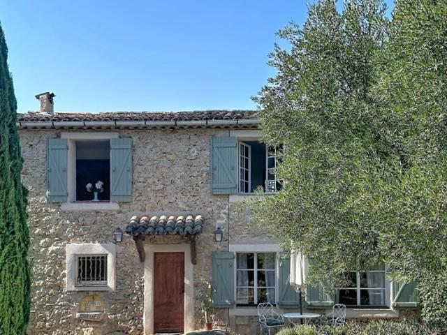 Exceptionnelle Bastide en pierres proche de Lorgues