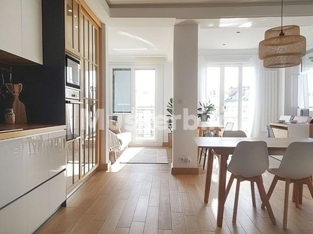 Exchange Property: Charming 3.5 room old building apartment in the heart of Zurich