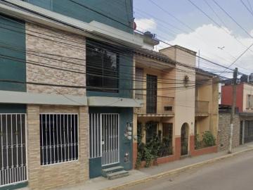 EXCLENTE OPORTUNIDAD, CASA MUY COLONIAL EN XALAPA
