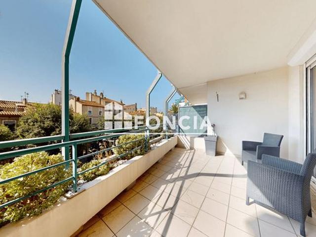 Exclu t4 + terrasse + parking + clim + balcon