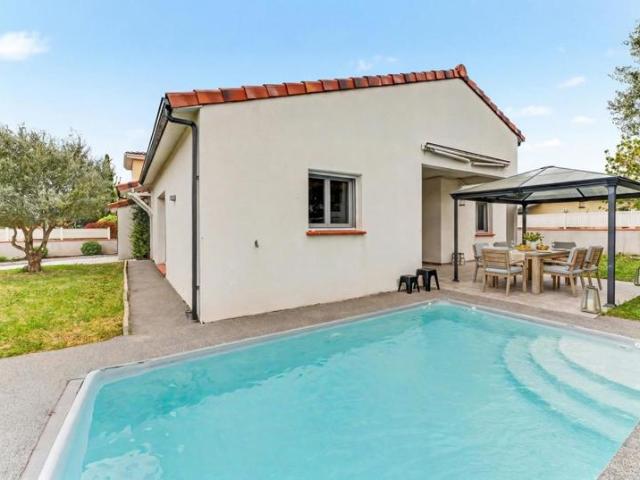 [EXCLU] Villa de 125m² 4 ch Piscine/Jacuzzi Métro C