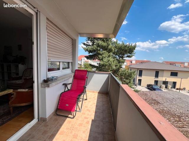 Exclu home&toits ingersheim spacieux f3/4 de 97.64m² en 1er etage avec balcons, cave et garage