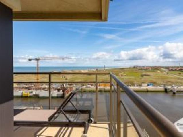 Exclusief appartement van 293 m2 op de beste locatie te N.