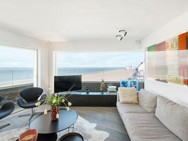 Exclusief hoekappartement met adembenemend zeezicht – Duinbe