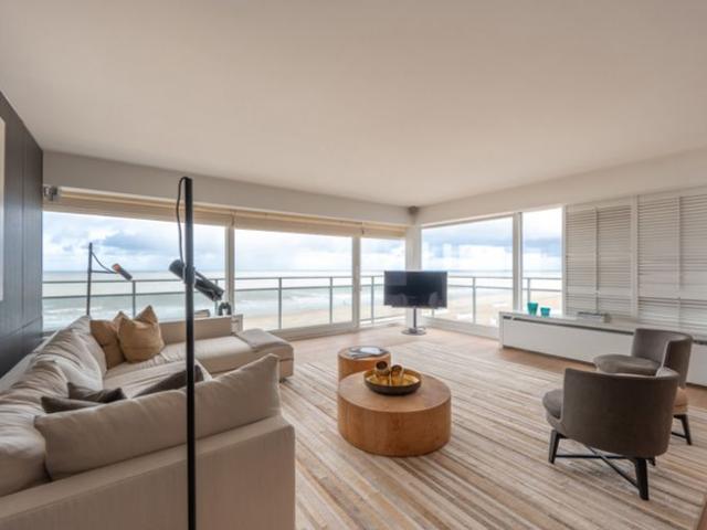 Exclusief: Prachtig hoekappartement op de Zeedijk