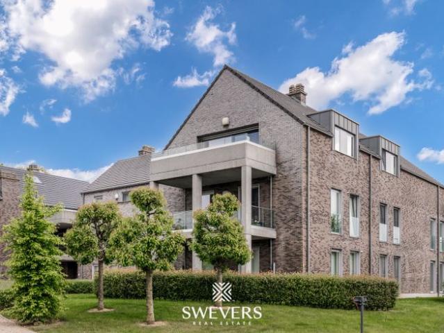 Exclusief wonen in een lichtrijke penthouse te Wellen