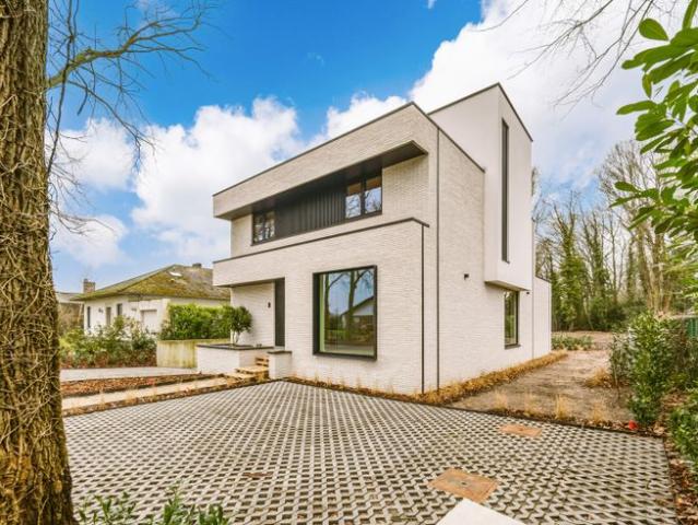 Exclusieve nieuwbouw villa op toplocatie