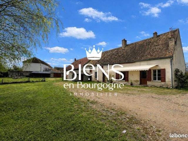 EXCLUSIF 10 MIN DE BEAUNE maison de charme à rénover avec grand terrain