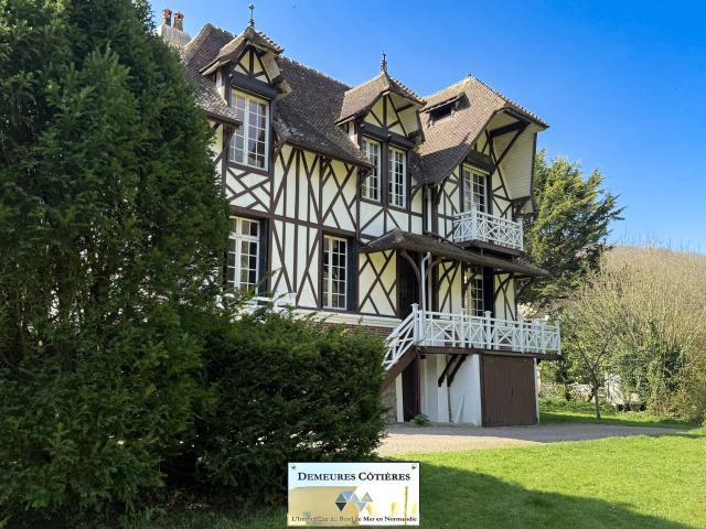 EXCLUSIF VILLA L'Ermitage Propriété Anglo normande à YPORT au coeur d'un parc de 3794 m2