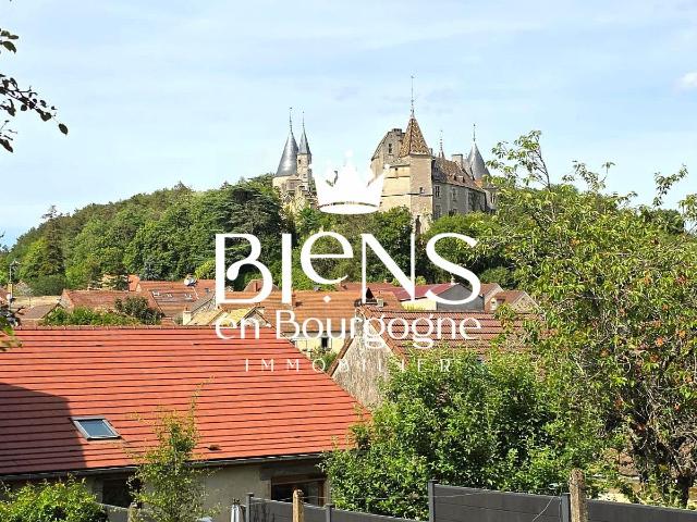 EXCLUSIF A LA ROCHEPOT belle et grande maison en pierre avec. 161m² La Rochepot