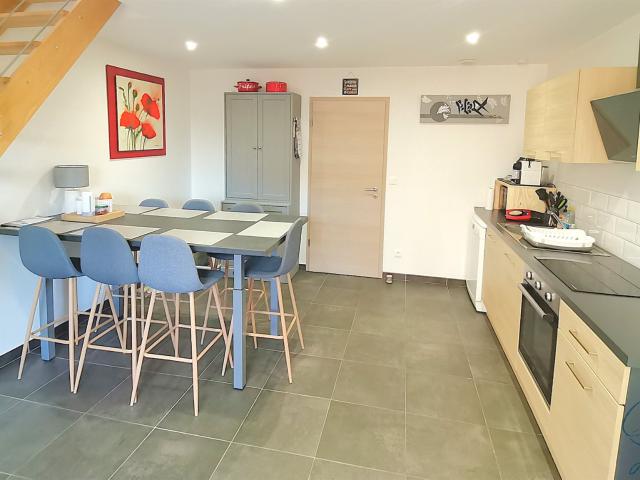 EXCLUSIF Appartement F3 en duplex de 70 m2 hab. entièremen. 70m² Biesheim