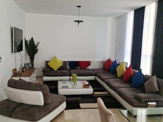 Exclusif: Appartment Marina Bouregreg 169m2 à Vendre