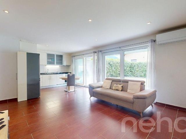 Exclusif: Bel appartement avec terrasse couverte et jardin | dreamo. Ch