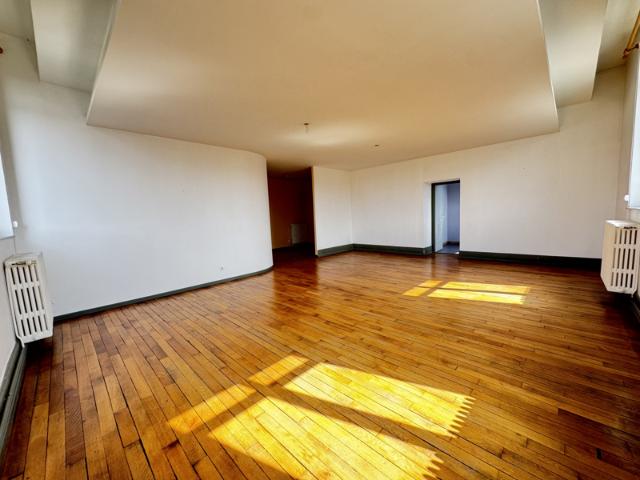 EXCLUSIF BELFORT Quartier St Joseph T4 avec ascenseur et g