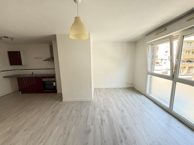 EXCLUSIF BELFORT Secteur Marché FRERY Beau T2 dans résidence de standing. REF VB3792