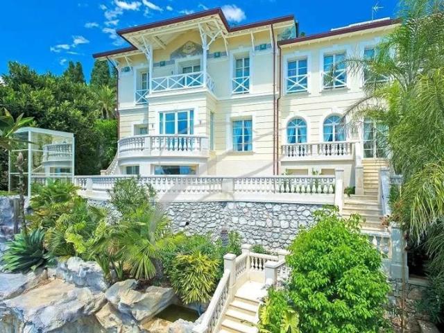 EXCLUSIF CAP MARTIN PROPRIETE