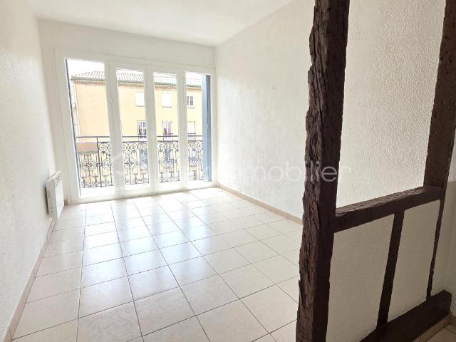 SOUS OFFRE Charmant 2 pièces en plein coeur de ville, lumineux, calme, vue canal, proche de tout ! – Narbonne 11