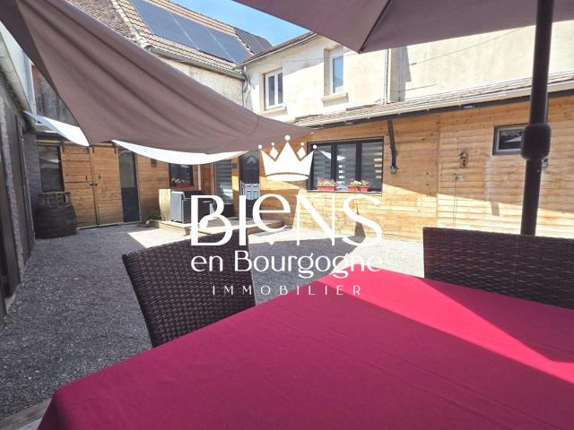 Exclusif Corcelles Les Arts, A 5 Min De Meursault et 15 Min. 214m² Corcelles Les Arts