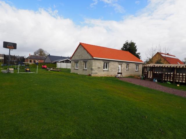 Exclusif DOMART EN PONTHIEU