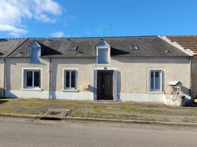 EXCLUSIF, DUN SUR AURON, Maison avec garage, cour et petite dépendance