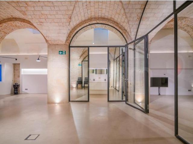 Exclusiu espai profesional de disseny al Carrer Avinyó