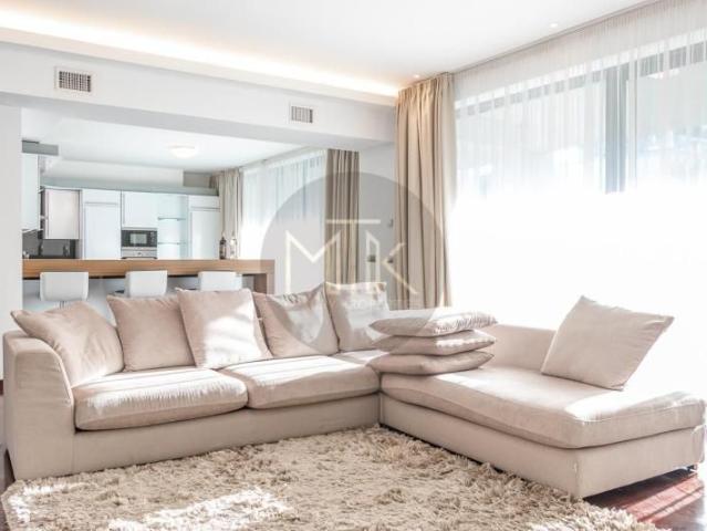 EXCLUSIV Apartament LUX 6 Camere | Parcare inclusa in pret