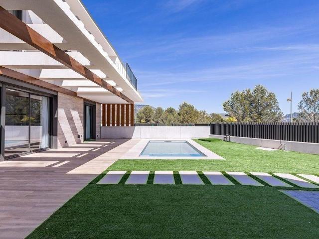 Exclusivo conjunto de viviendas unifamiliares en una sola pl. 185m² Polop