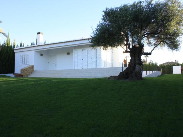 Exclusivo chalet moderno en primera línea de Alenda Golf... 241m² De monforte del cid