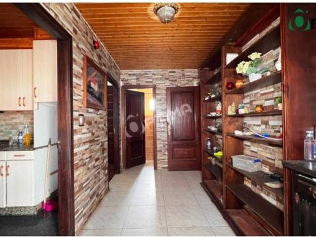 Exclusivo chalet con amplia finca en San Marcos, Santiago de Compostela