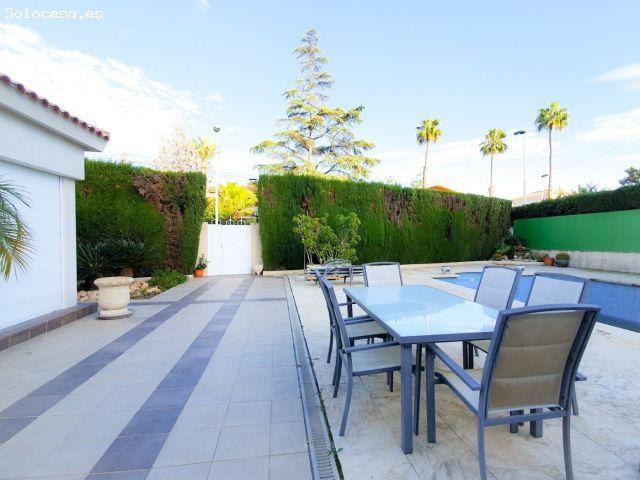 EXCLUSIVO CHALET DE LUJO, UBICACIÓN PRIVILEGIADA, ZONA CIUDAD JARDÍN, ELCHE