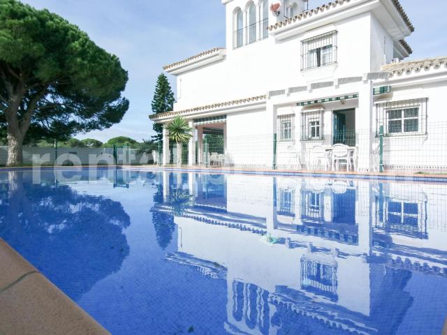 Exclusivo Chalet en Sancti Petri, Chiclana de la Frontera