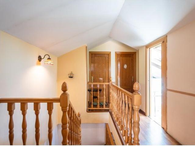 *^EXCLUSIVO CHALET INDEPENDIENTE DE ESQUINA EN RIVAS VACIAMADRID: UNA PROPIEDAD ÚNICA PARA VIVIR O