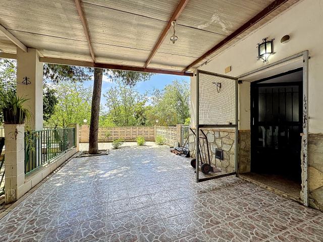 Exclusivo chalet rústico con piscina privada