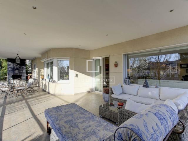 Exclusivo chalet unifamiliar en venta en Mirasierra, dentro. 750m² Madrid