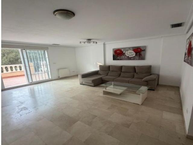 Exclusivo Adosado en Alicante Golf Alquiler a €1950
