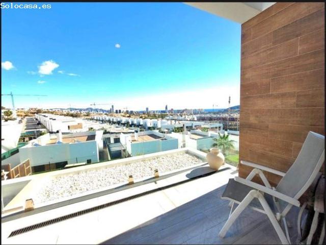 Exclusivo adosado moderno en Finestrat