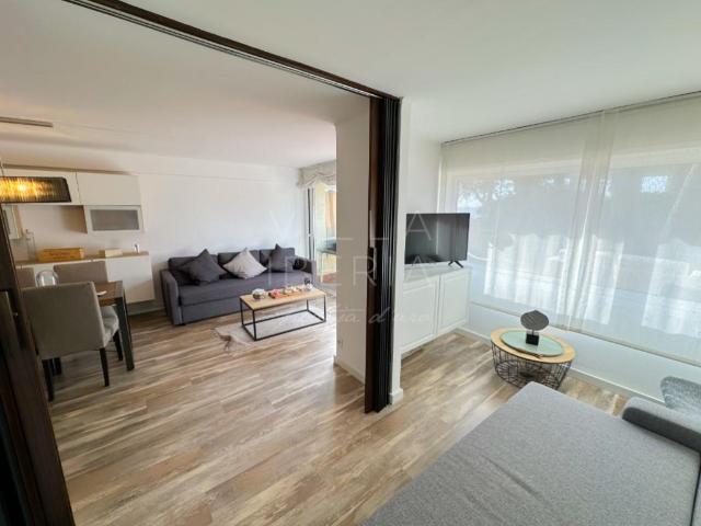 Exclusivo Apartamento Con Amplia Terraza En Primera Línea De. 96m² Castell Platja d'Aro