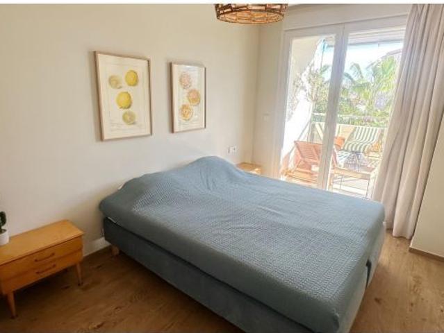 EXCLUSIVO APARTAMENTO CON TERRAZA ABIERTA EN LOS ABEDULES