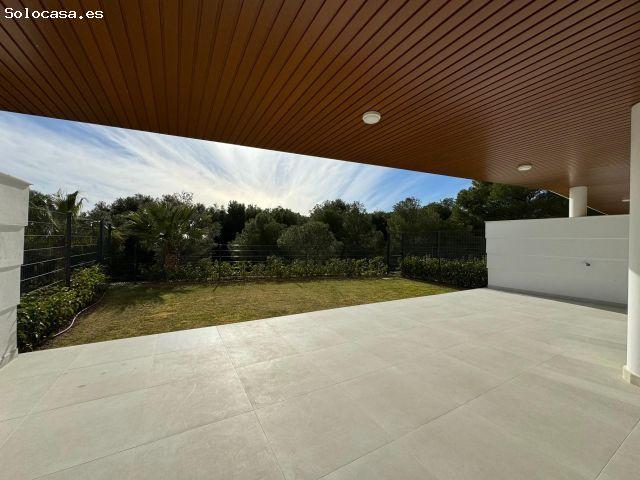 Exclusivo apartamento con vistas al mar en Higuerón: Lujo y comodidad junto al Mediterráneo