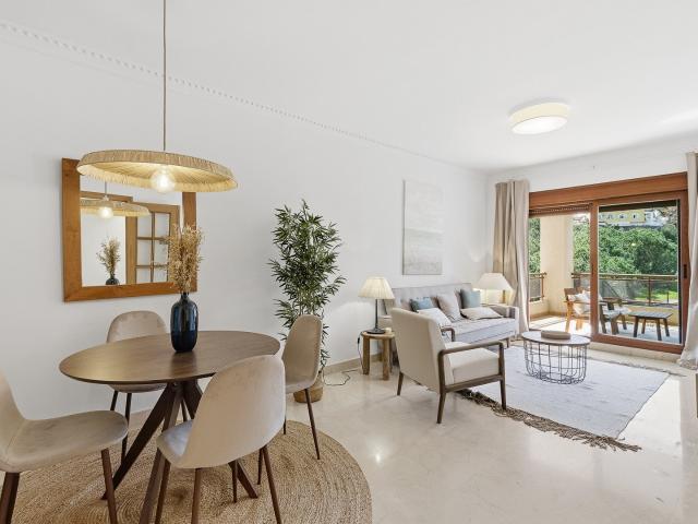 Exclusivo apartamento de tres dormitorios totalmente reforma. 138m² Mijas Costa