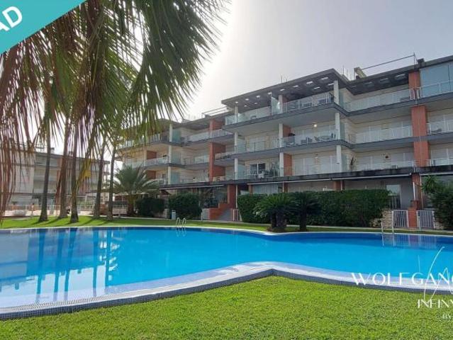 Exclusivo apartamento en Oliva Nova: un lujo junto a la playa, al centro ecuestre y al golf