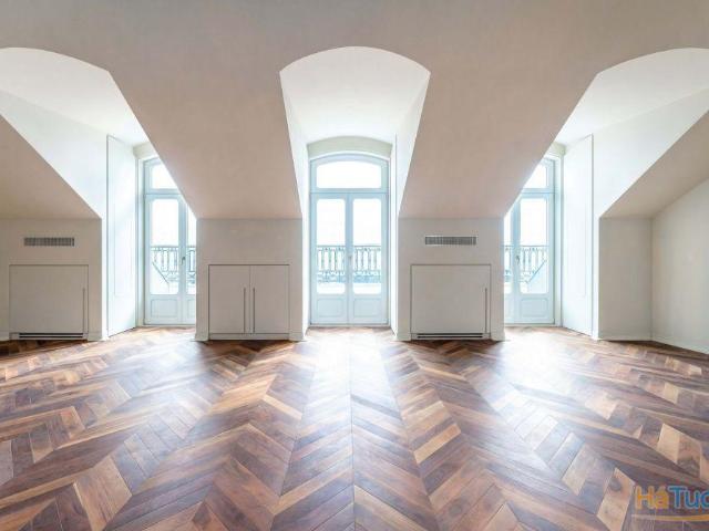 Exclusivo Apartamento no Último Piso com Vista Tejo | Alfama | 26084078349