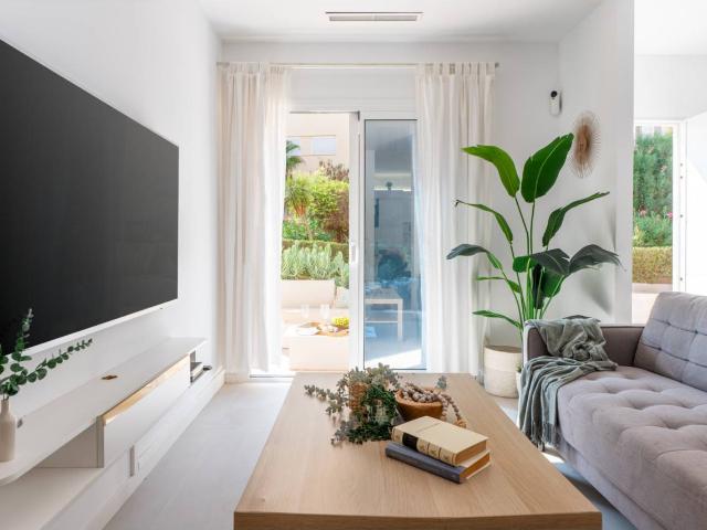 Exclusivo apartamento reformado en Playa de Figueretas Ibiza