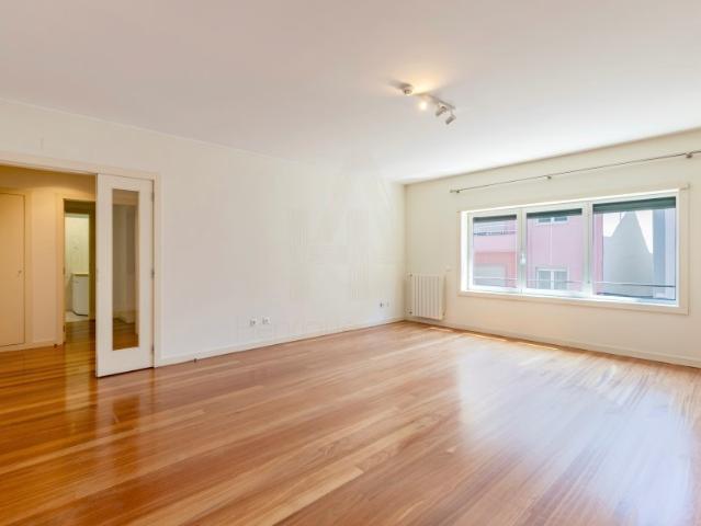 EXCLUSIVO Apartamento T1 de Luxo para Arrendamento em Lisboa