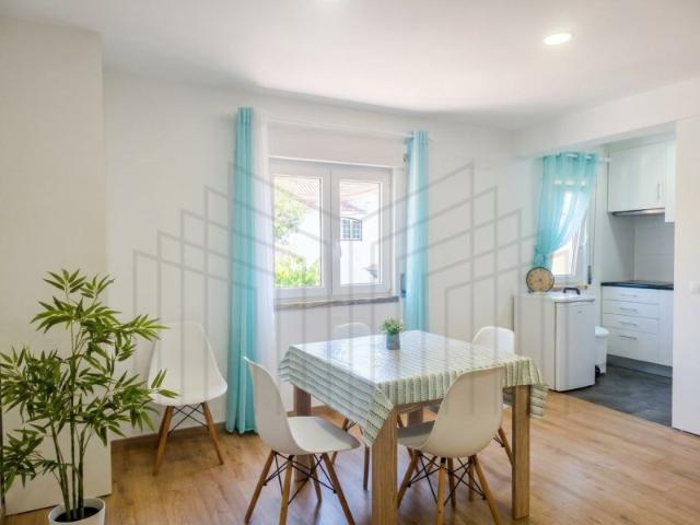 Exclusivo Apartamento T1 na Primeira Linha de Mar São Martinho do Porto