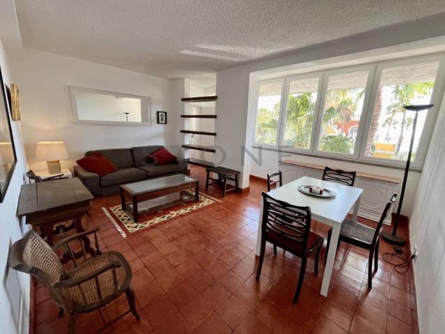 Exclusivo Apartamento T2 com Vista Mar no Prestigiado Estoril
