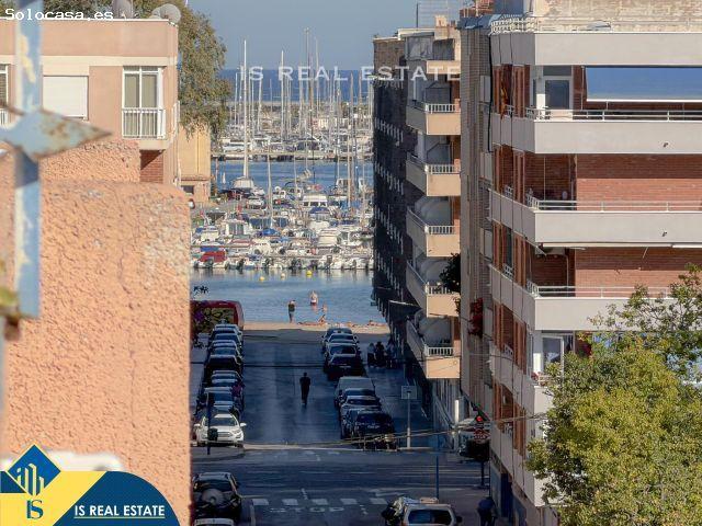 Exclusivo Ático con Gigantesca Terraza e Increíbles Vistas a la Laguna Rosa + Piscina Comunitaria 4