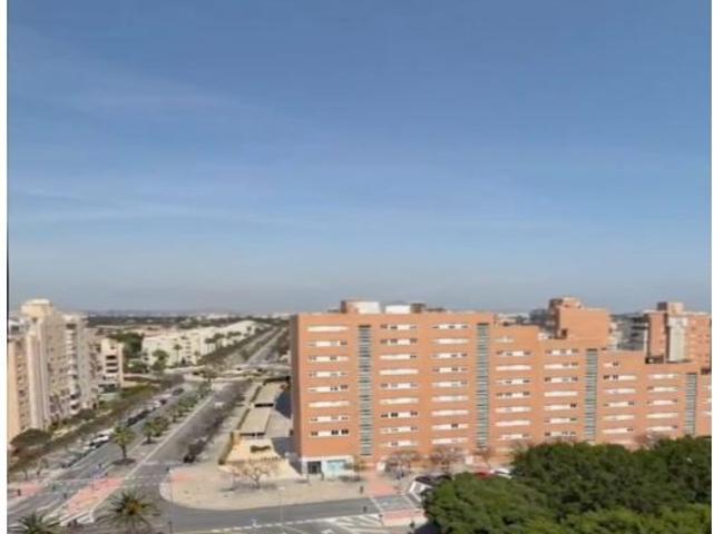 EXCLUSIVO ATICO CON VISTAS ESPECTACULARES EN SAN JUAN PLAYA /ALICANTE