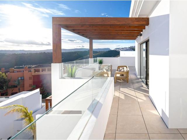 Exclusivo Atico Con Vistas Infinitas Despejadas, Casares Cos. 160m² Casares